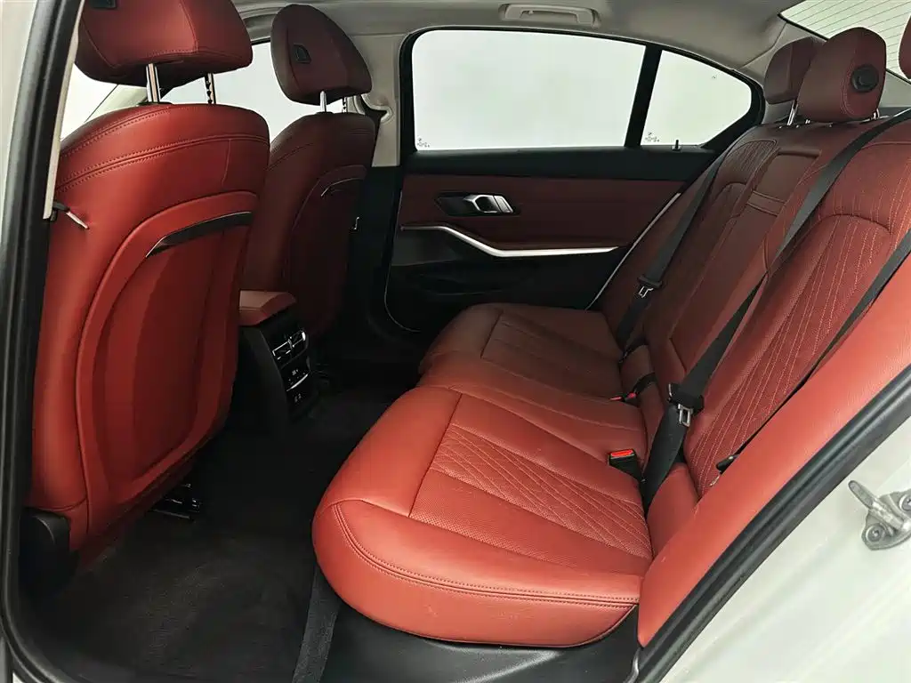 BMW 3 Series 2023 320Li M Sports Package купить на сайте DeffCars