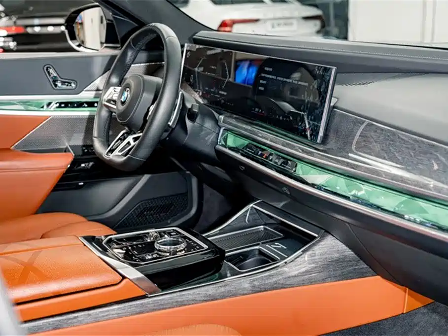 BMW 7 Series 2023 740Li Exclusive M Sports Package купить на сайте DeffCars
