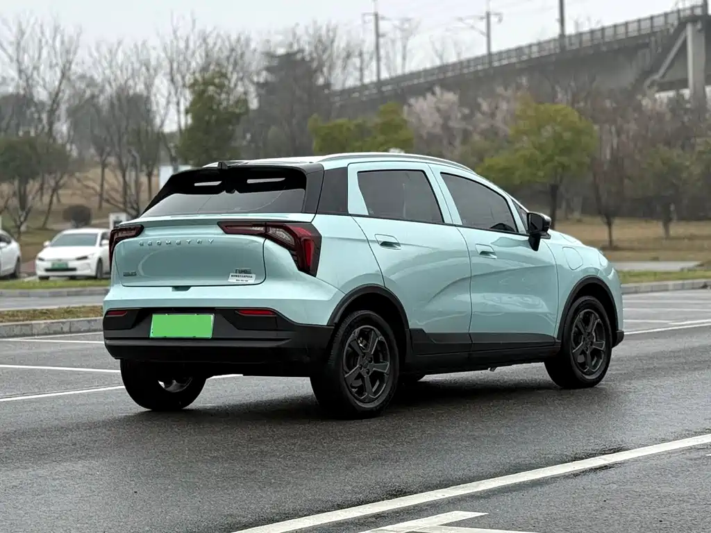 Geely Geometry E Firefly 2022 Model 320KM Smart Tiger 4 Seats купить на сайте DeffCars