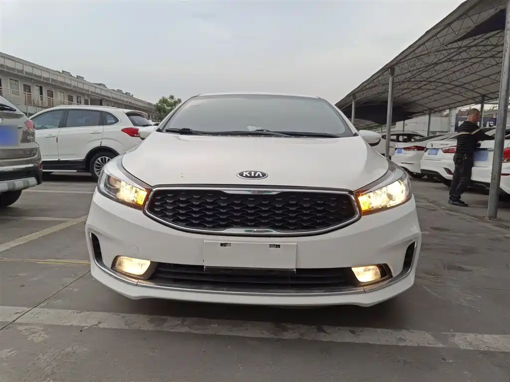 Kia K3 2017 1.6L Automatic 15th Anniversary Special Edition GLS купить на сайте DeffCars