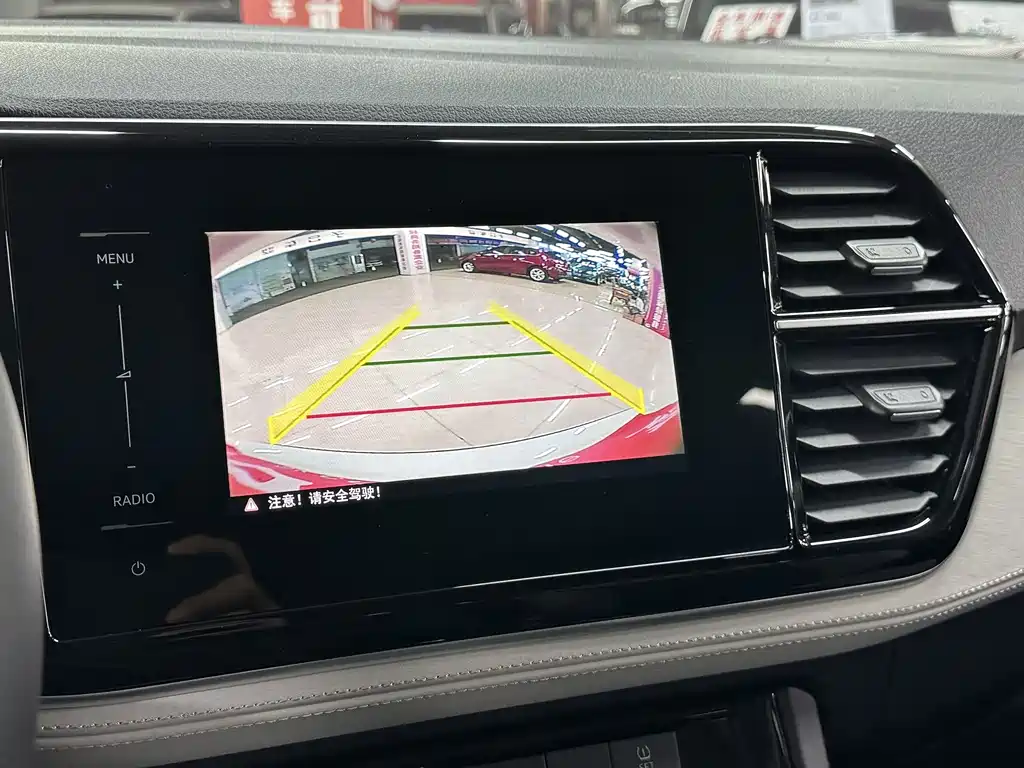 Jetta VS5 2023 280TSI automatic aggressive model купить на сайте DeffCars