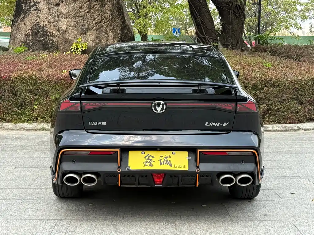 Changan UNI-V 2022 1.5T sports version купить на сайте DeffCars