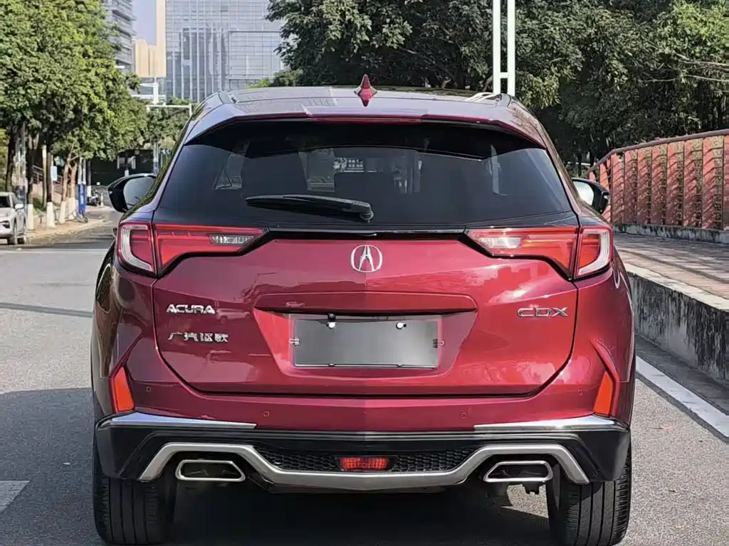 Acura CDX 2016 1.5T 2WD Exclusive Edition купить на сайте DeffCars