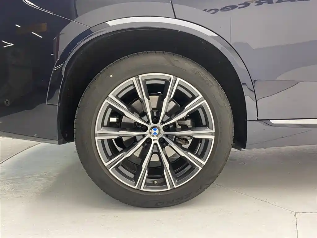 BMW X5 2023 xDrive 30Li M Sports Package купить на сайте DeffCars