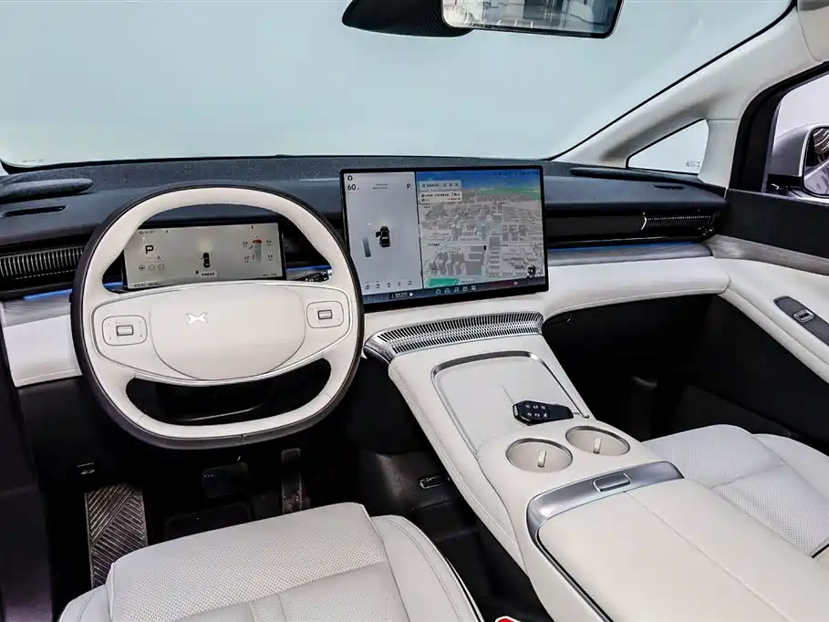 Xpeng X9 2024 640 four-wheel drive high performance Max купить на сайте DeffCars