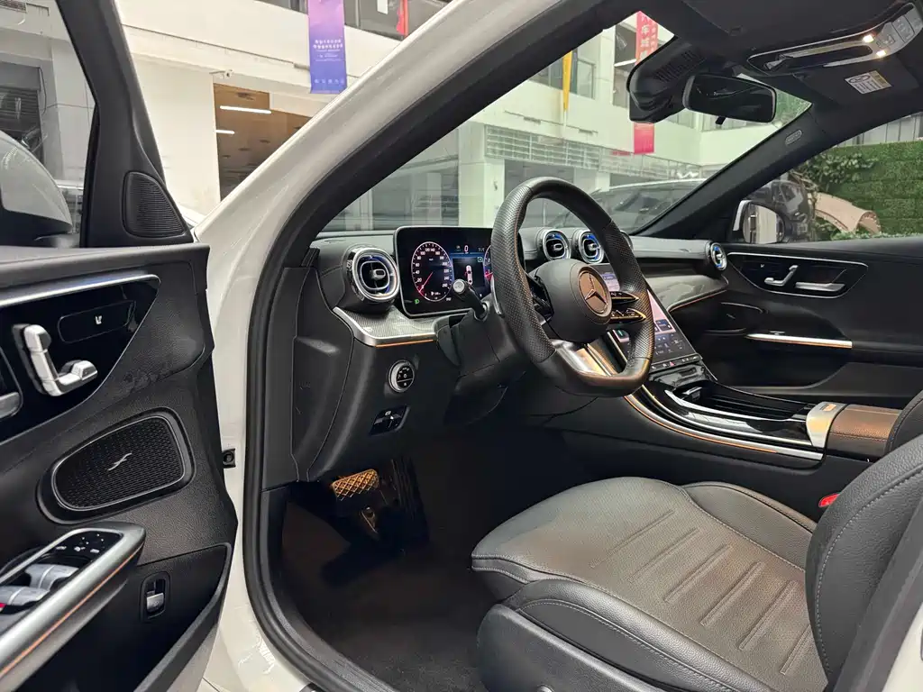 Mercedes-Benz C-Class 2023 facelift C 260 L sports version купить на сайте DeffCars