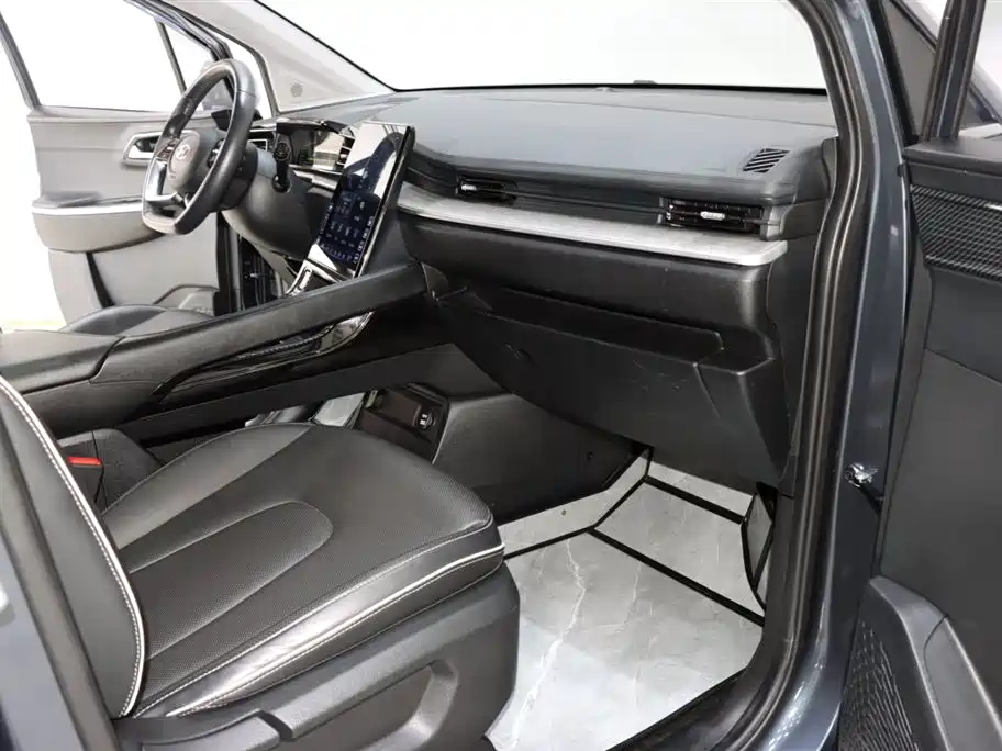 Kustu 2021 270TGDi Premium Edition LUX купить на сайте DeffCars