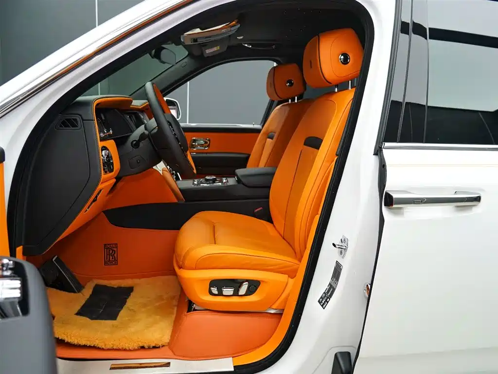 Cullinan 2024 four-seat version купить на сайте DeffCars