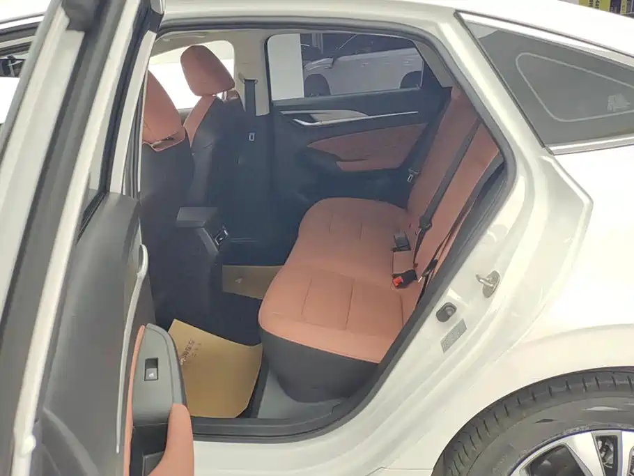Eado 2025 PLUS 1.4T dual-clutch high-energy version купить на сайте DeffCars