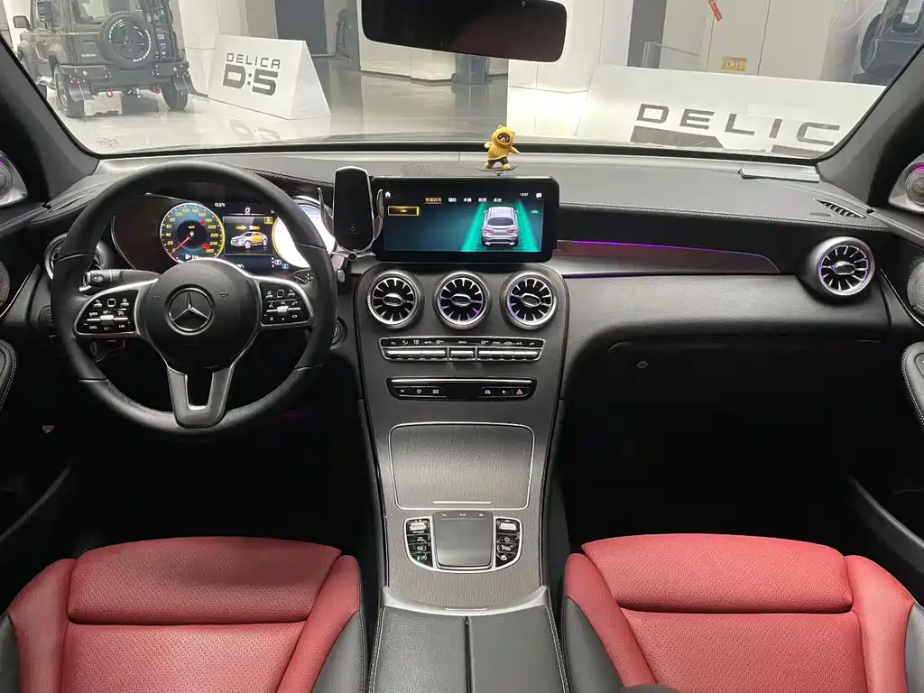 Mercedes-Benz GLC Coupe 2021 GLC 300 4MATIC Coupe SUV купить на сайте DeffCars