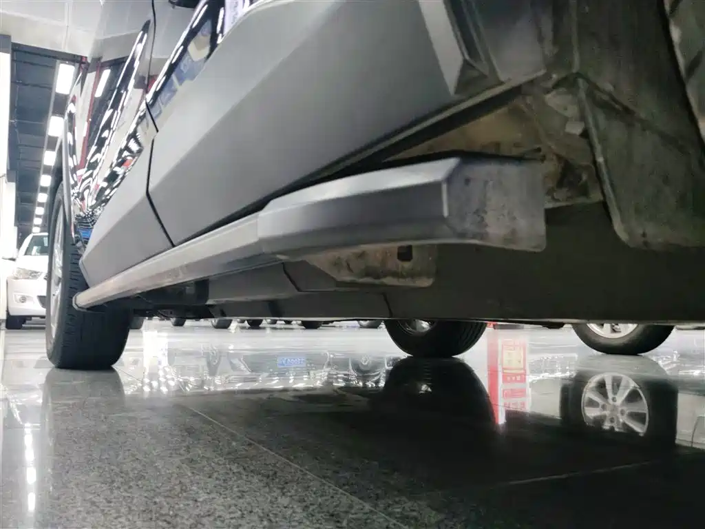 RAV4 Rongfang 2021 2.0L CVT two-wheel drive fashion PLUS version купить на сайте DeffCars