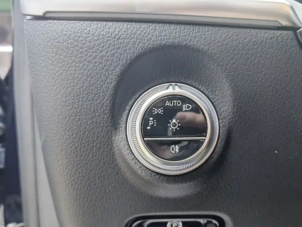 Mercedes-Benz C-Class 2023 C 260 L Sports Edition купить на сайте DeffCars
