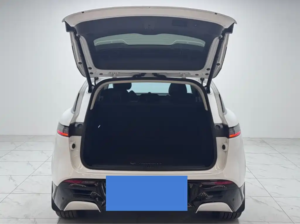Lantu FREE 2024 ultra-long battery life smart driving version купить на сайте DeffCars