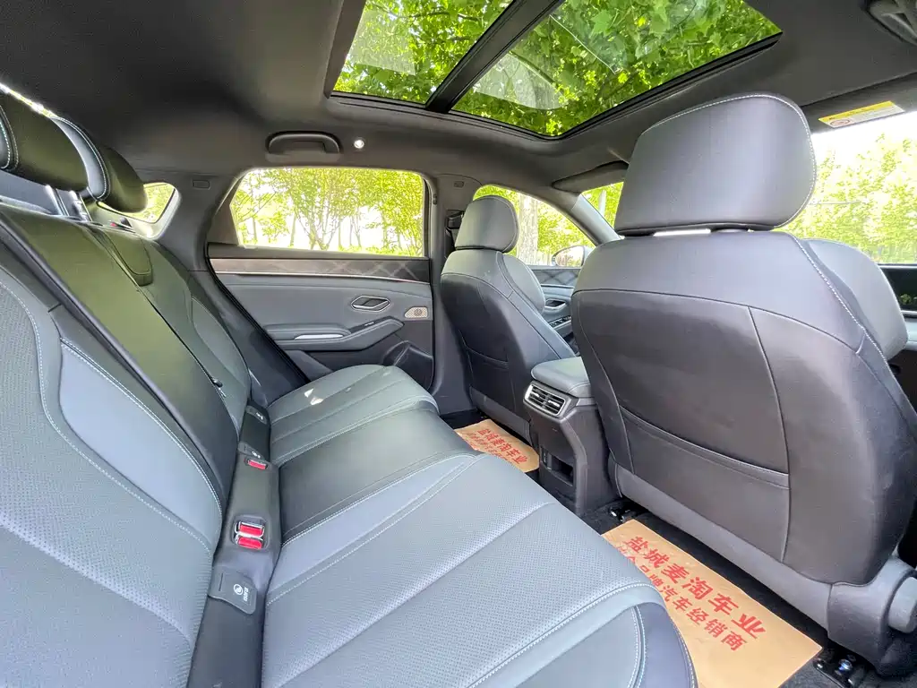 Qin L 2024 DM-i 120KM leading model купить на сайте DeffCars