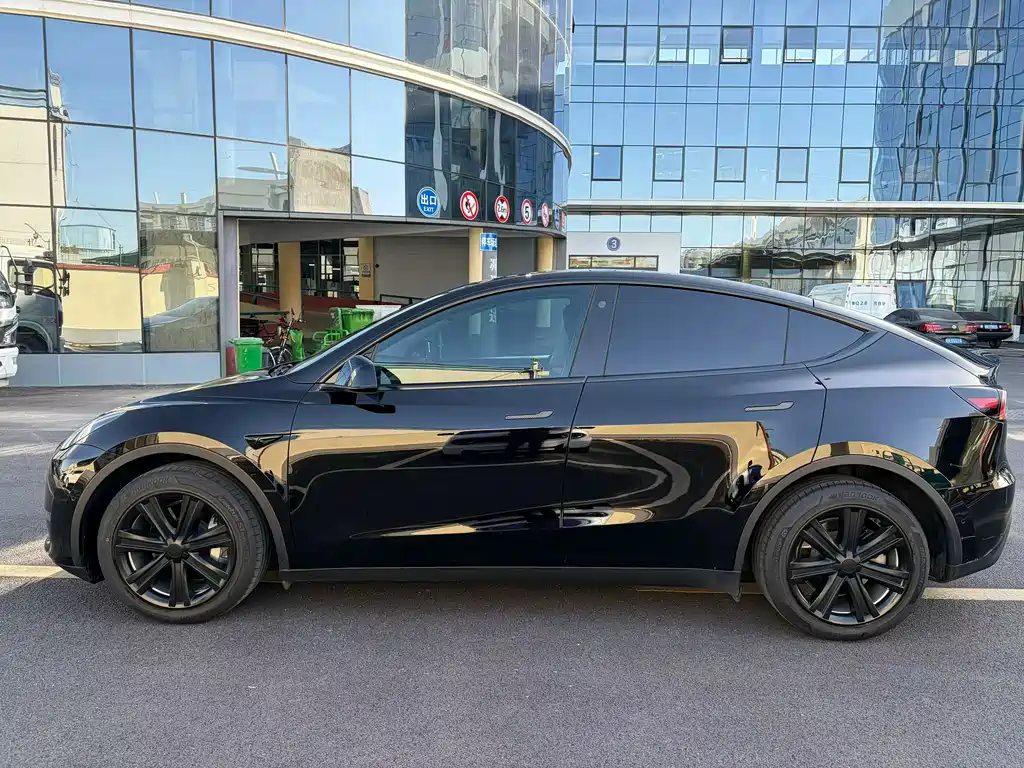 Model Y 2022 facelift, long-range all-wheel drive version купить на сайте DeffCars