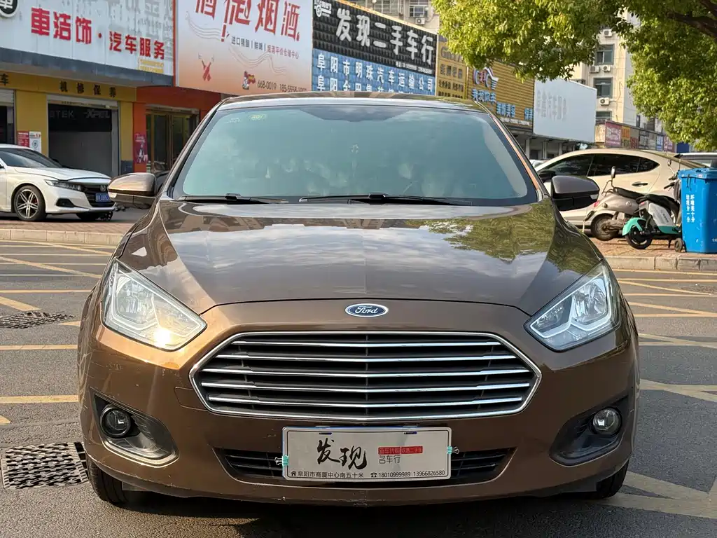 Escort 2015 1.5L Automatic Comfort Edition купить на сайте DeffCars