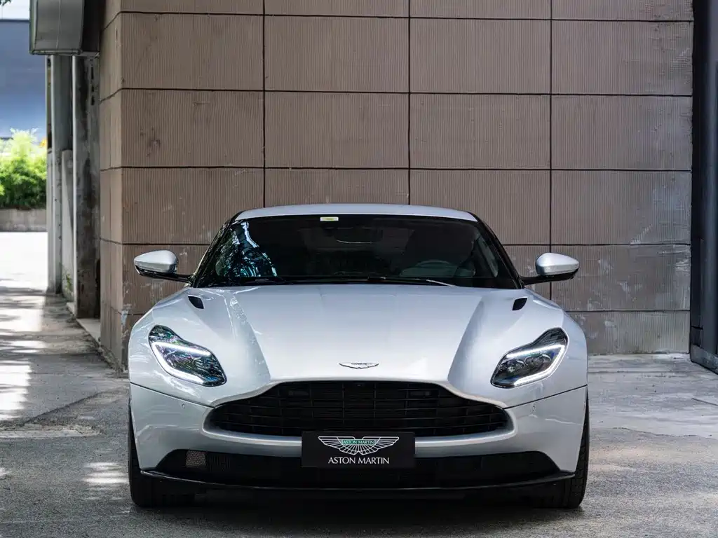 Astonmartin DB11 2019 4.0T V8 Coupe купить на сайте DeffCars