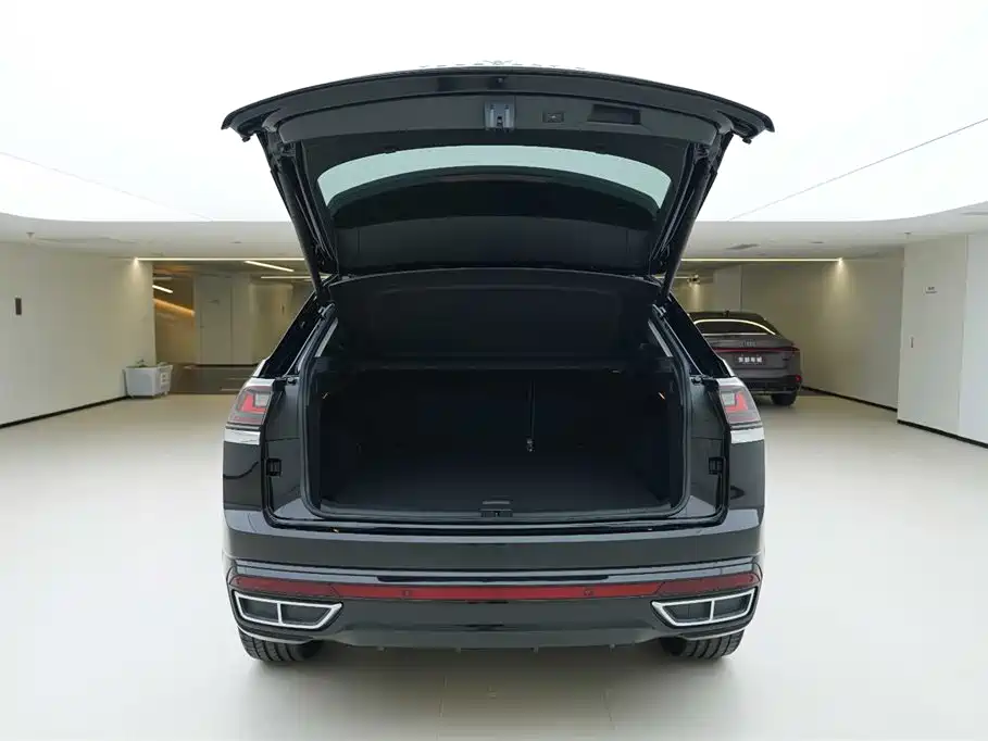 Touron 2024 Touron X 380TSI four-wheel drive luxury version купить на сайте DeffCars