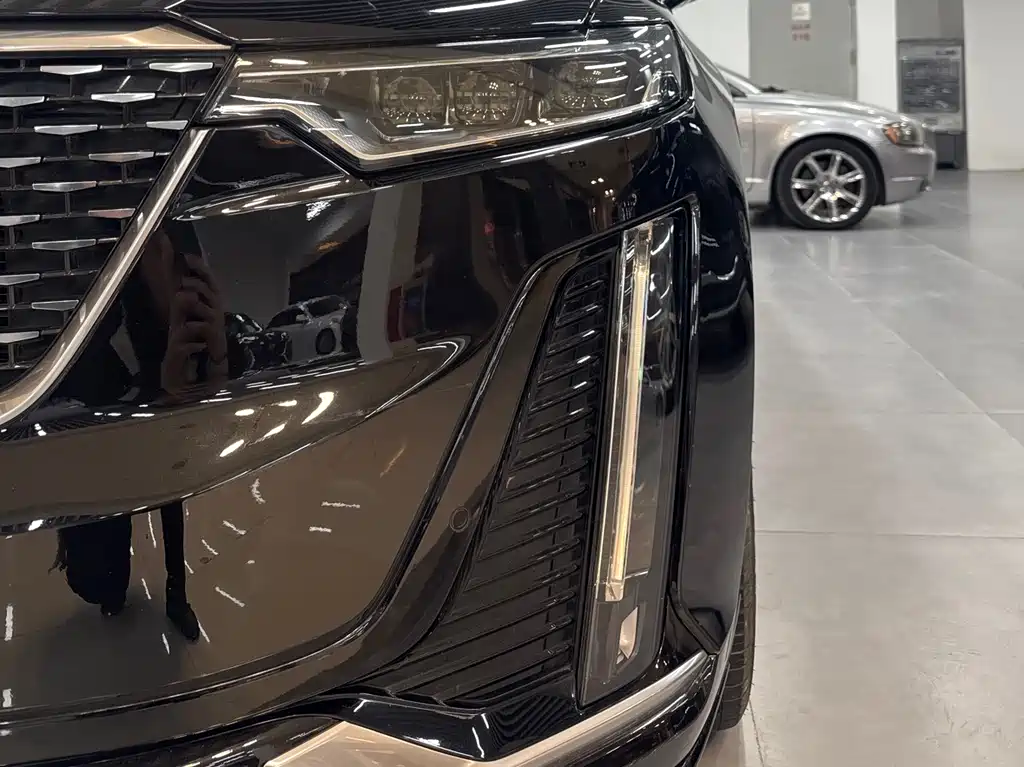 Cadillac XT6 2022 2.0T six-seat four-wheel drive luxury model купить на сайте DeffCars