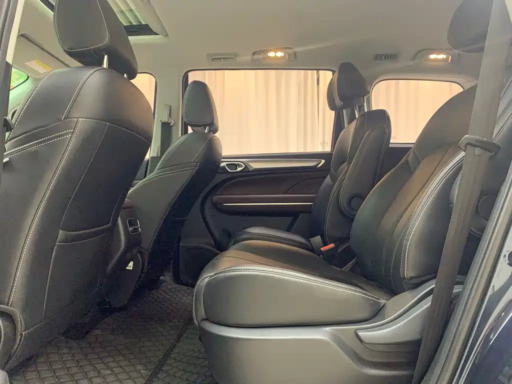 Trumpchi M6 2021 PRO 270T DCT Deluxe Edition купить на сайте DeffCars