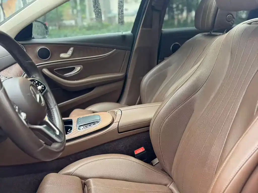 Mercedes-Benz E-Class 2020 E 260 L купить на сайте DeffCars