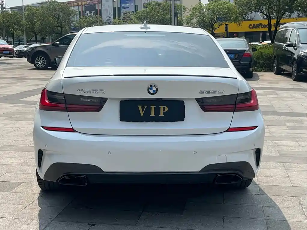 BMW 3 Series 2022 325Li M Sports Night Package купить на сайте DeffCars