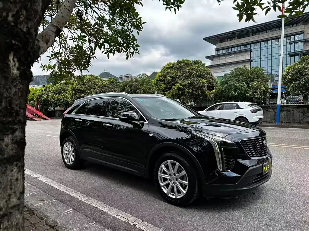 Cadillac XT4 2020 28T two-wheel drive technology купить на сайте DeffCars