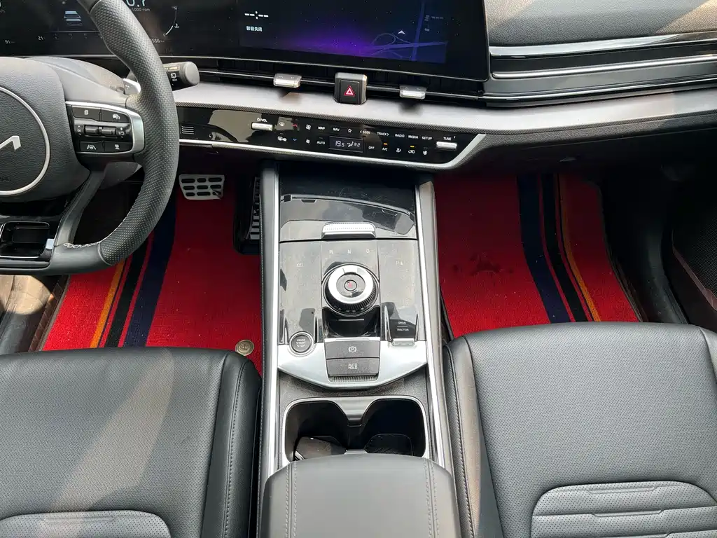 Lion Platinum Extends the World 2023 2.0T Two-wheel Drive Premium Edition купить на сайте DeffCars