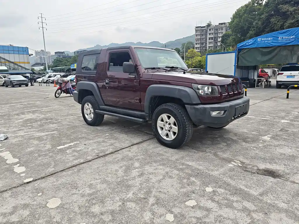 Beijing Off-Road BJ40 2014 2.4L Manual Crossing Version купить на сайте DeffCars