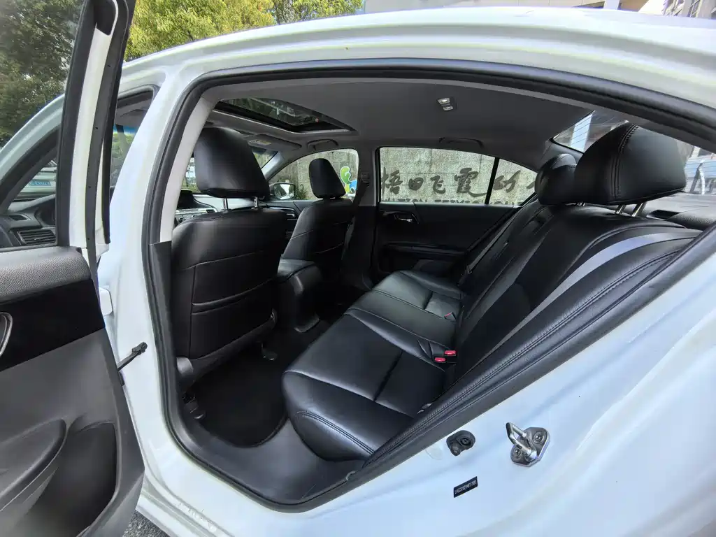 Accord 2016 2.0L Comfort Edition купить на сайте DeffCars