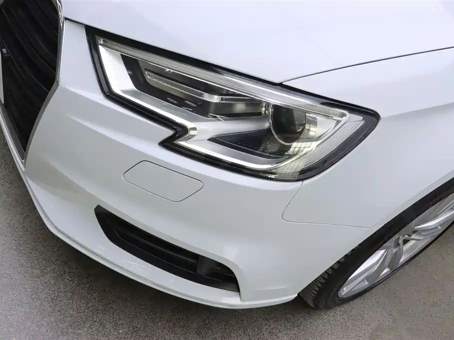 Audi A3 2018 30th Anniversary Limousine 35 TFSI Enterprising купить на сайте DeffCars