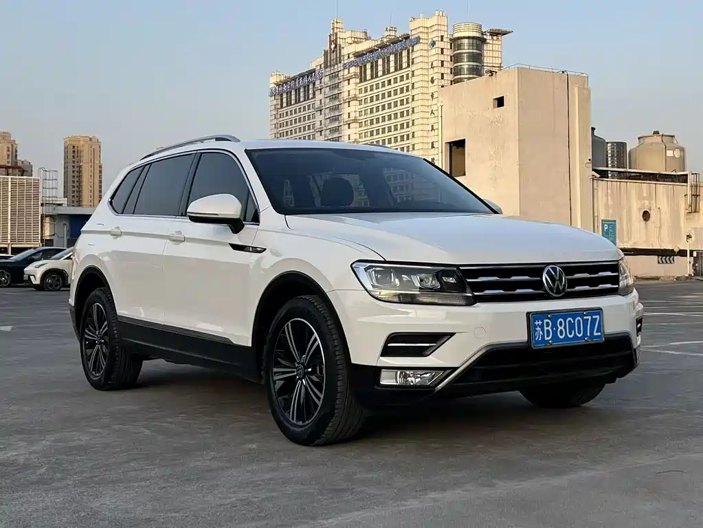 Tiguan L 2021 330TSI automatic two-wheel drive smart version купить на сайте DeffCars
