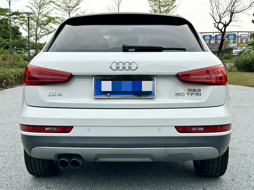 Audi Q3 2018 30th Anniversary Model 30 TFSI Fashion Model купить на сайте DeffCars