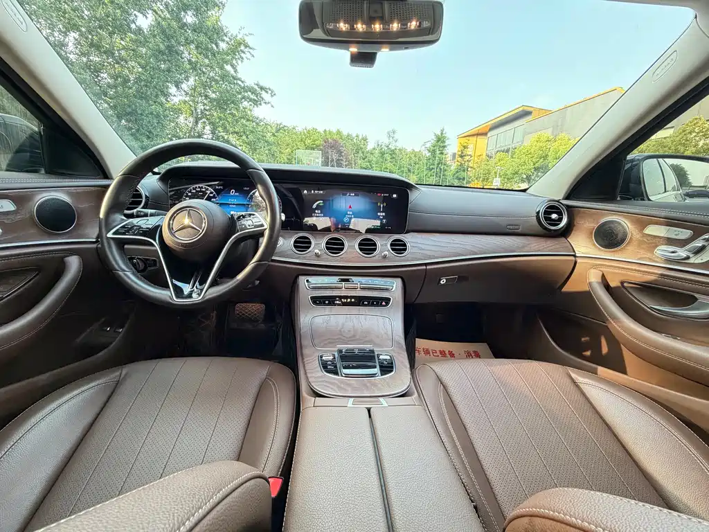 Mercedes-Benz E-Class New Energy 2022 E 350 e L plug-in hybrid sedan купить на сайте DeffCars