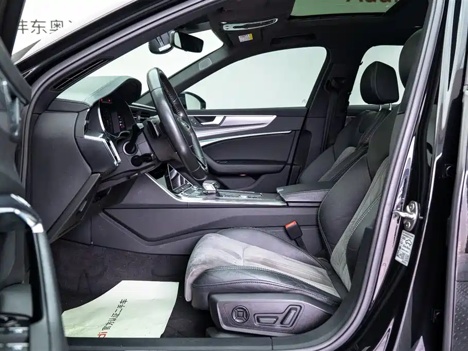 Audi A6L New Energy 2020 55 TFSI e quattro купить на сайте DeffCars