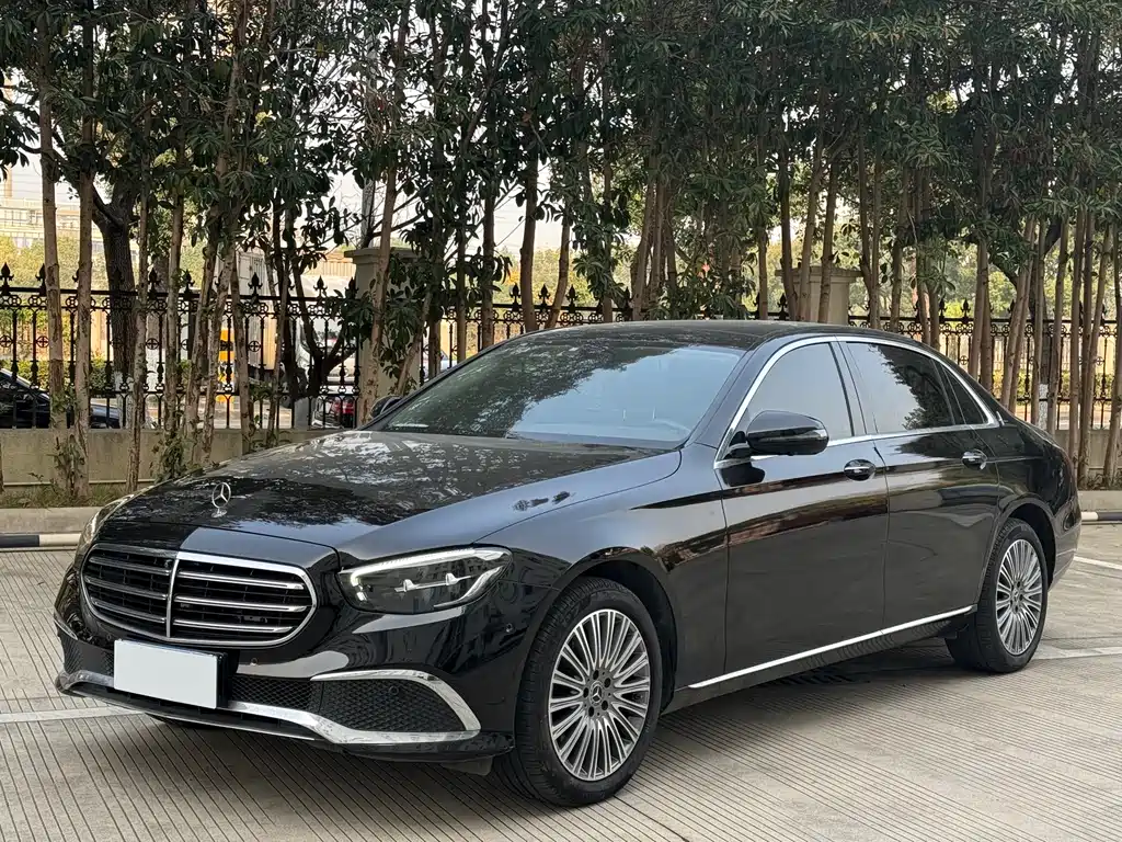Mercedes-Benz E-Class 2023 E 300 L Fashion купить на сайте DeffCars