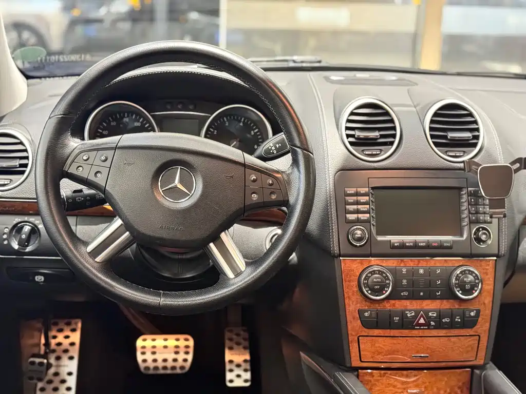 Mercedes-Benz GL Class 2008 GL 450 4MATIC Premium Model купить на сайте DeffCars