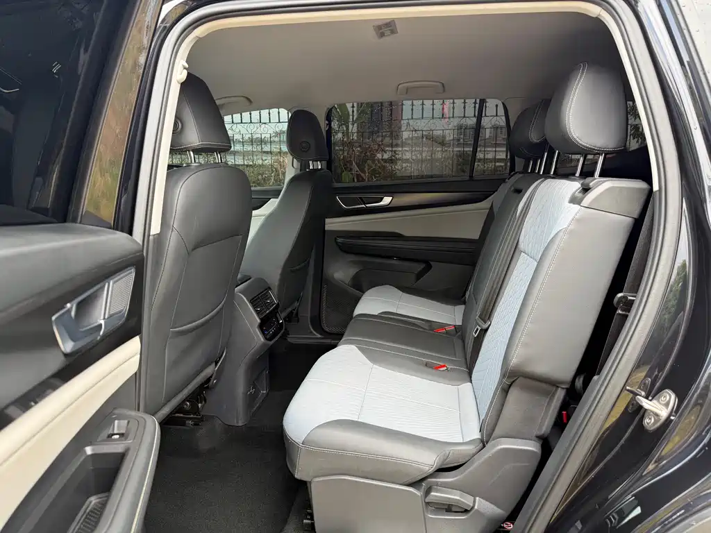 Touron 2022 380TSI four-wheel drive luxury version купить на сайте DeffCars