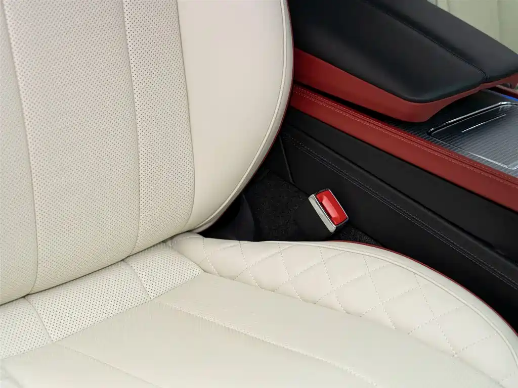 Continental 2022 4.0T GT V8 Mulliner купить на сайте DeffCars