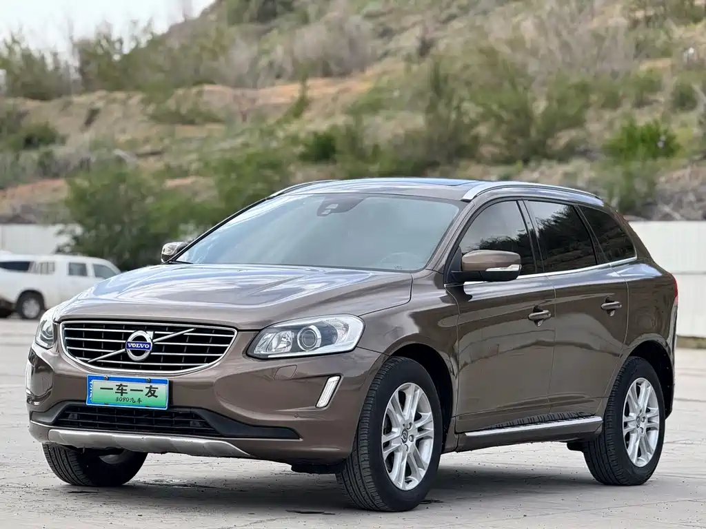 Volvo XC60 2016 T5 Smart Edition купить на сайте DeffCars