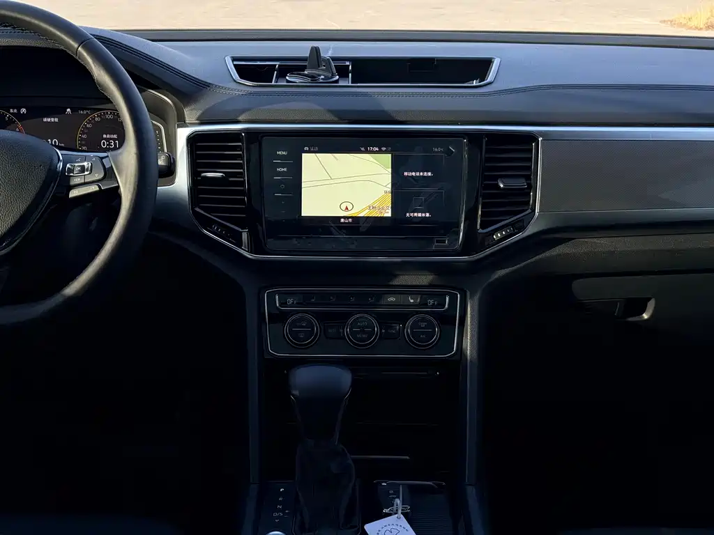 Touron 2020 380TSI four-wheel drive luxury version National V купить на сайте DeffCars