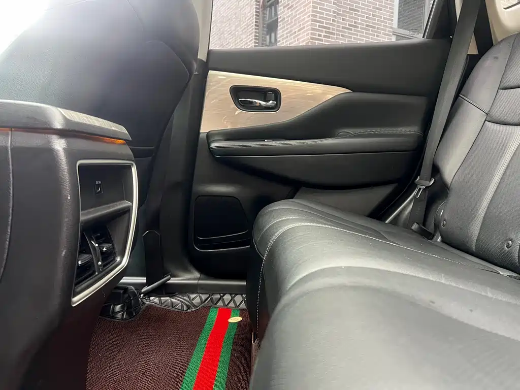 Loulan 2019 2.5 S/C HEV XL 4WD Hybrid Intelligent Premium Edition National VI купить на сайте DeffCars