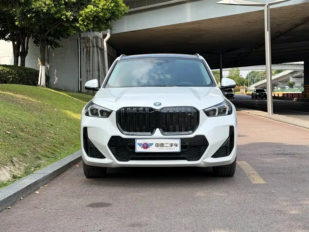 BMW iX1 2023 eDrive25L M Sports Package купить на сайте DeffCars