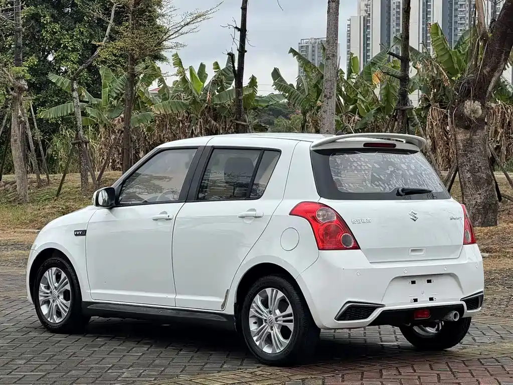 Swift 2016 1.5L automatic fashion cool version купить на сайте DeffCars