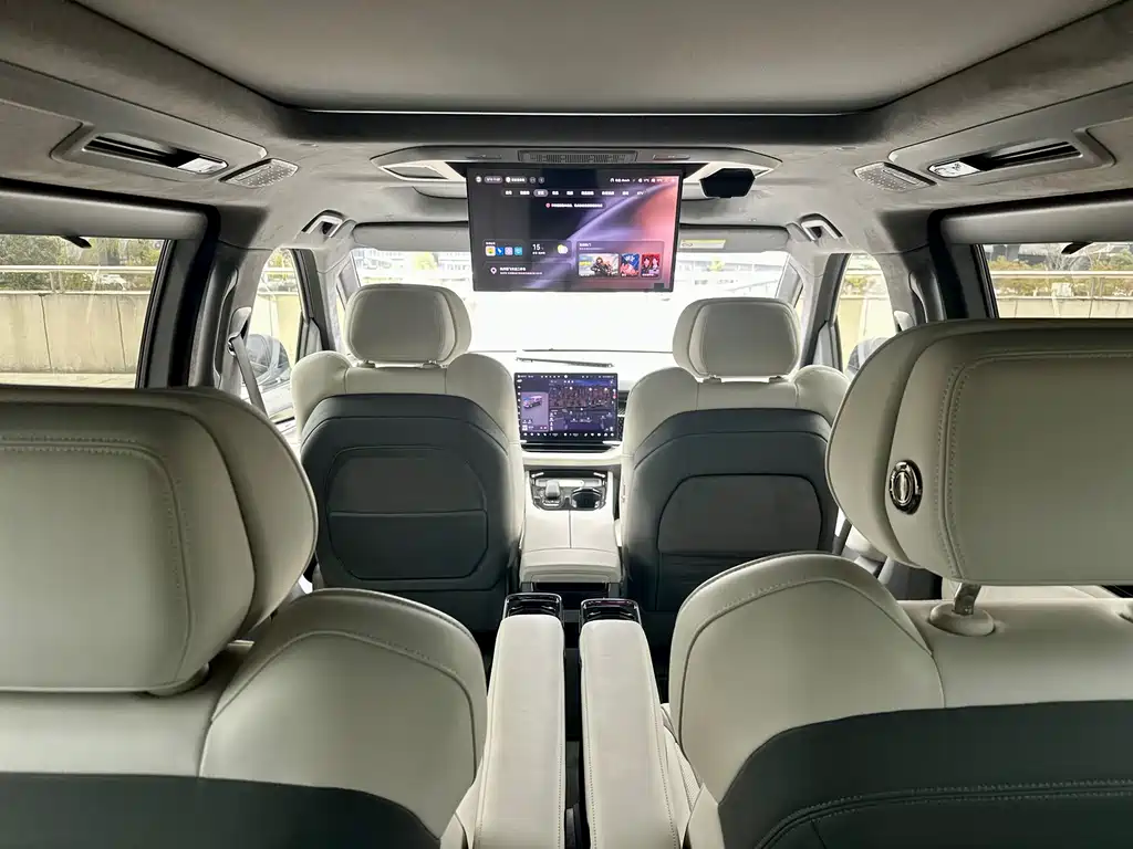 Jikrypton 009 2024 six-seater executive version four-wheel drive 108kWh купить на сайте DeffCars