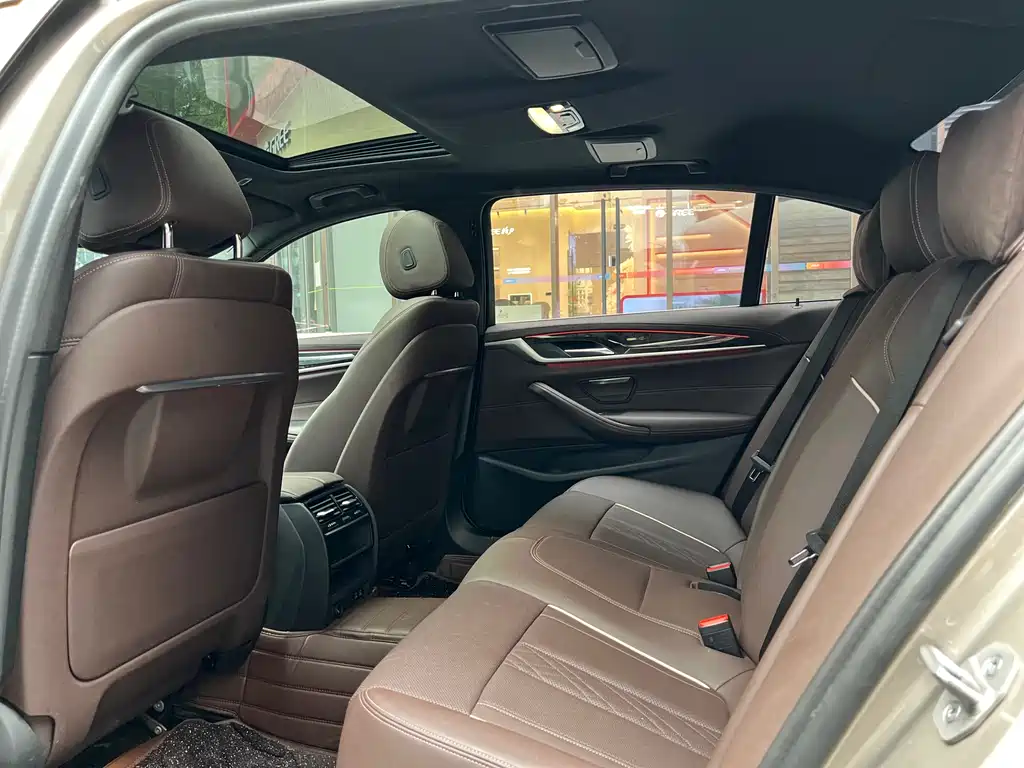 BMW 5 Series 2021 525Li M Sports Package купить на сайте DeffCars