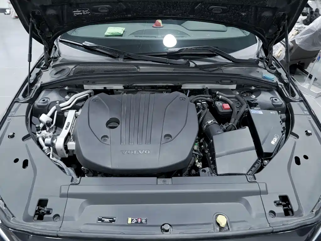 Volvo S90 2022 B5 Zhiyi Luxury Edition купить на сайте DeffCars