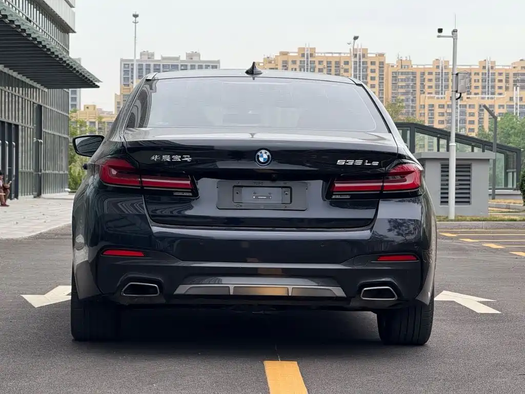 BMW 5 Series New Energy 2022 Model 2 535Le M Sports Package купить на сайте DeffCars