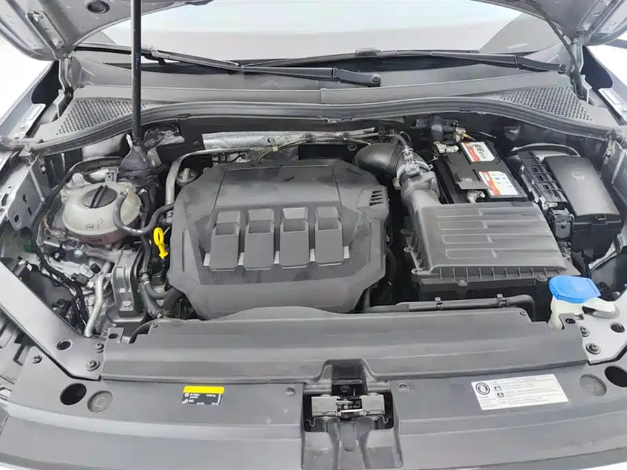 Tiguan L 2022 330TSI automatic two-wheel drive R-Line version купить на сайте DeffCars