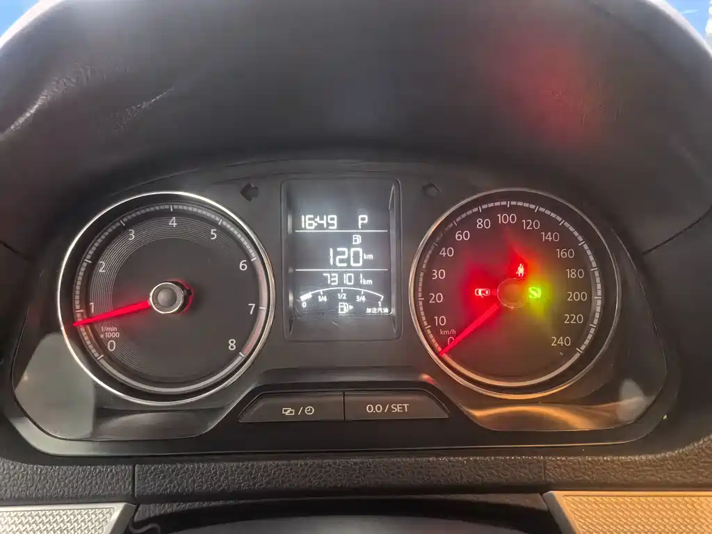 Jetta VA3 2019 1.5L Automatic Honor Edition купить на сайте DeffCars